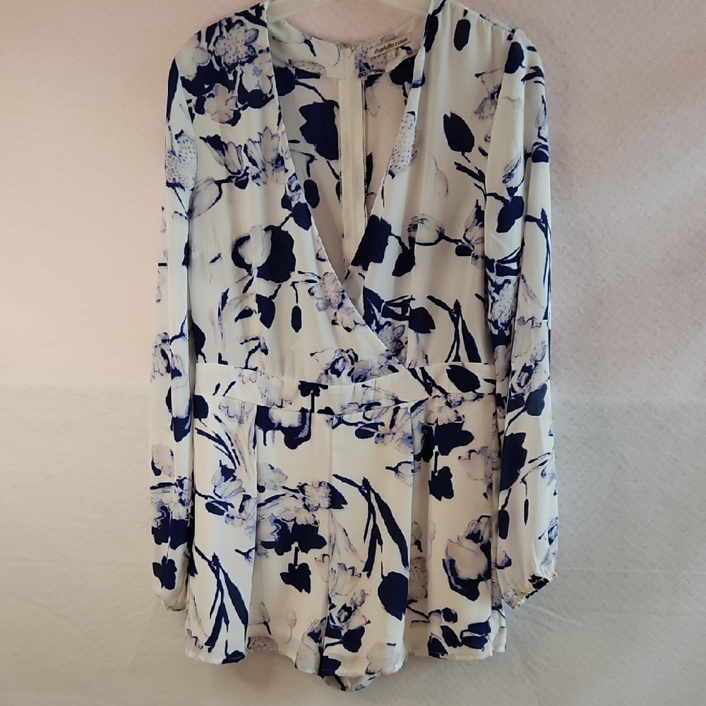 Floral V-Neck Long Sleeve Women's Shorts Romber Jumpsuit.